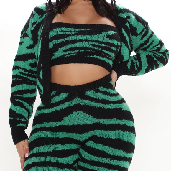 Brand new green and black animal print 3 piece set - Picture 2 of 2